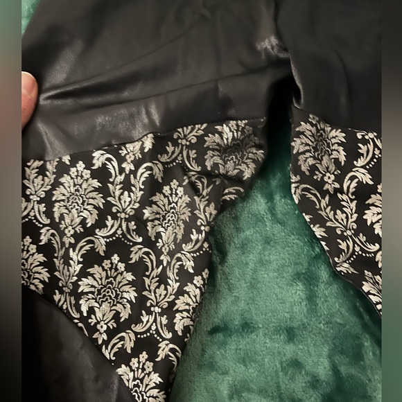 Black Milk Spartan leggings - Picture 2 of 4